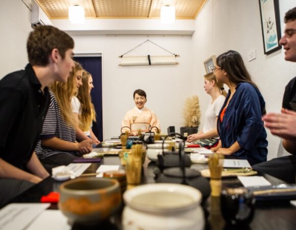 students-cooking-class-tokyo_pctok_briannalopez