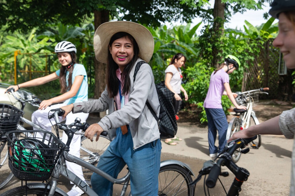 thailand-bike-tour-group-janaasenbrennerova