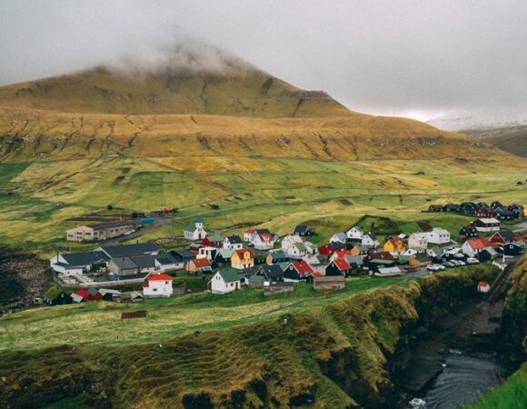 gjogv-village-faroe-islands-robertbahn