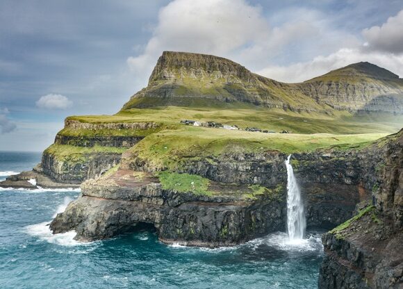 mulafossur-waterfall-faroe-islands-ericwelch