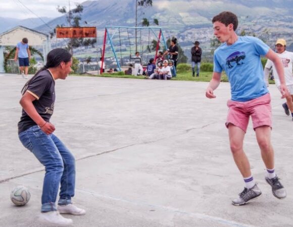 playing-soccer-ecuador-2018-msec-photo-gallery-20-1