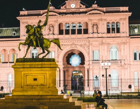 plaza-de-mayo-night-buenos-aires-argentina-cepat_2019_danielteitelbaum_s-116