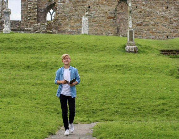 student-at-ruins-ireland-ceire_brennacasey-279