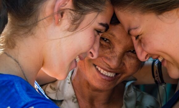 students-and-local-woman-vietnam-csvnm_jesseweber-8