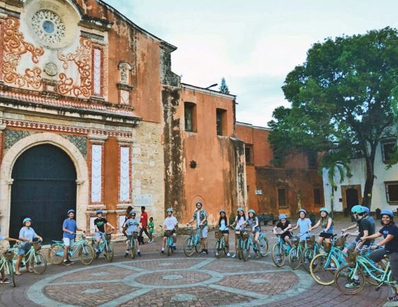 students-bikes-santo-domingo-msdr_2019_lucasnocera_l-63