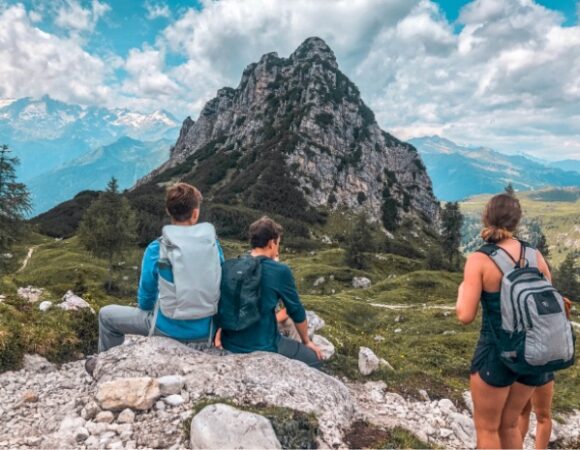 students-hike-dolomites-ceeu_2019_amandagastel_l-46