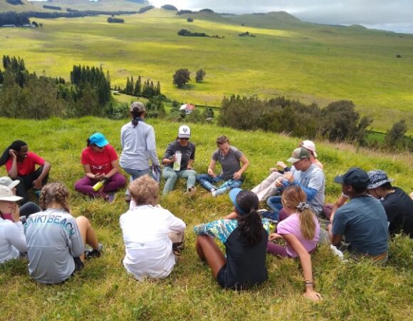 students-sitting-circle-hawaii