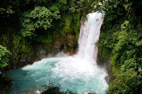 waterfall-costa-rica-cscra_julianagutierrez-459