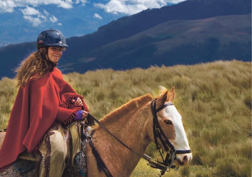 student-riding-horse-paramo-ecuador